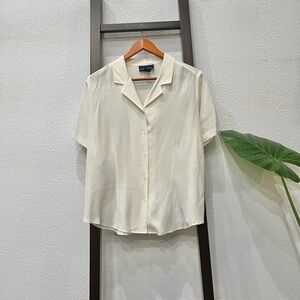 White 100% silk button down blouse/shirt Size L. Charter Club.